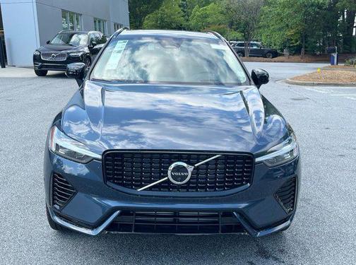 2025 Volvo XC60 Plug-In Hybrid T8 Ultra