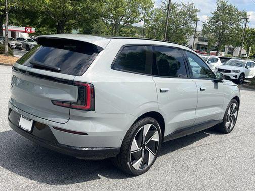 2025 Volvo XC60 Plug-In Hybrid T8 Ultra