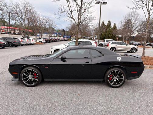 2016 Dodge Challenger SXT