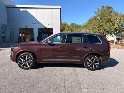2026 Volvo XC90 B5 Core