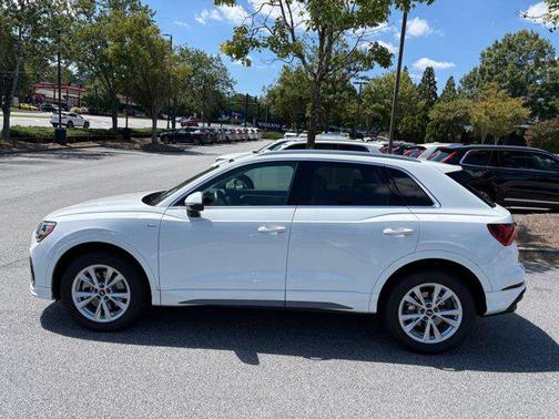 2022 Audi Q3 45 S line Premium