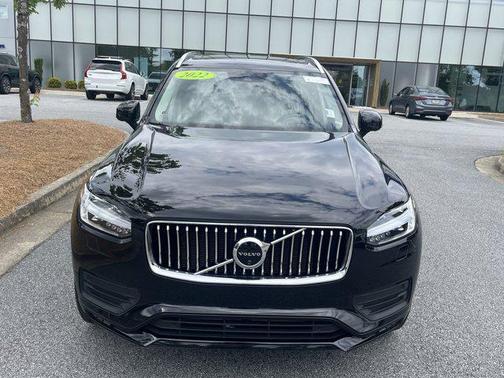2022 Volvo XC90 T5 Momentum