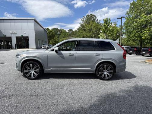 2024 Volvo XC90 B6 Ultimate Bright Theme 7-Seater