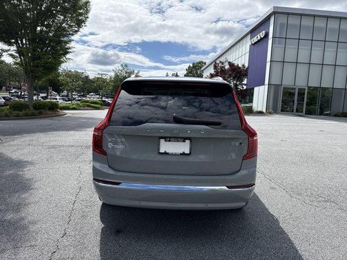 2024 Volvo XC90 B6 Ultimate Bright Theme 7-Seater