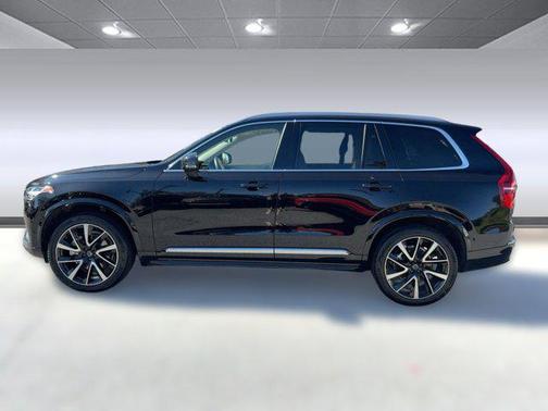 2023 Volvo XC90 B6 Plus 6-Seater
