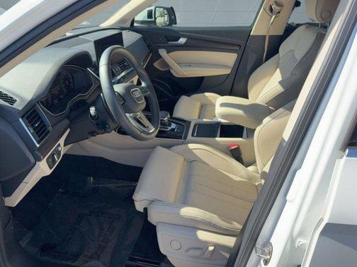 2021 Audi Q5 45 Prestige