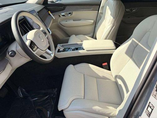 2026 Volvo XC90 B6 Ultra 7-Seater