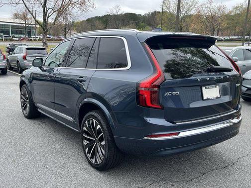2025 Volvo XC90 Plug-In Hybrid T8 Plus 7-Seater
