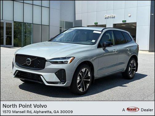 2026 Volvo XC60 B5 Plus