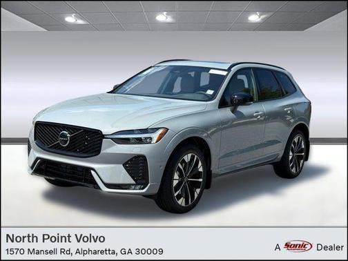 2026 Volvo XC60 B5 Plus