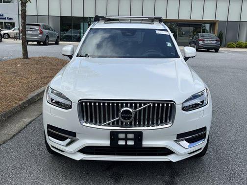 2023 Volvo XC90 Recharge Plug-In Hybrid T8 Ultimate Bright Theme 7-Seater