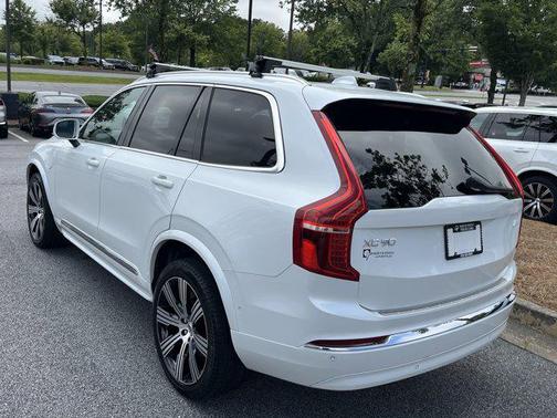2023 Volvo XC90 Recharge Plug-In Hybrid T8 Ultimate Bright Theme 7-Seater