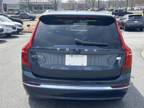 2023 Volvo XC90 Recharge Plug-In Hybrid T8 Ultimate Bright Theme 7-Seater