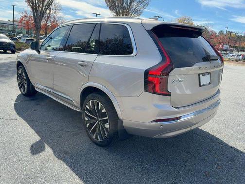 2026 Volvo XC90 B6 Plus 6-Seater