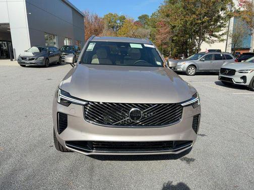 2026 Volvo XC90 B6 Plus 6-Seater