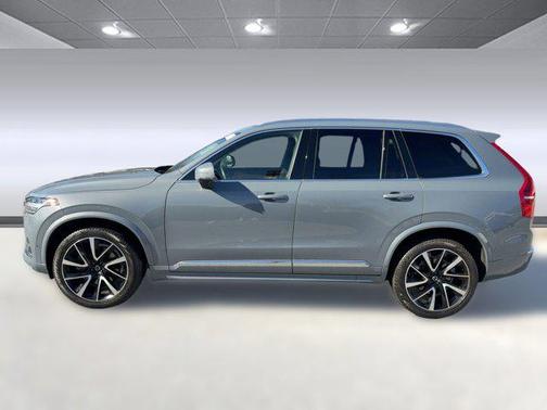 2023 Volvo XC90 B6 Plus 7-Seater