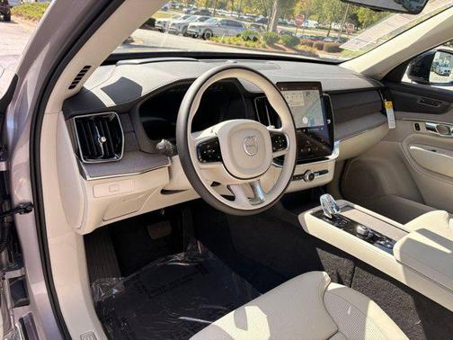 2026 Volvo XC90 B6 Ultra Dark Theme 7-Seater