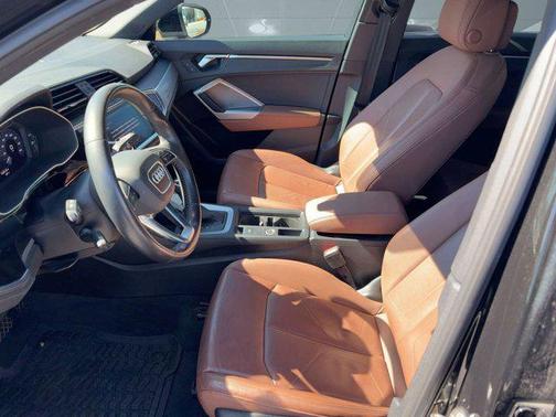 2020 Audi Q3 45 Premium