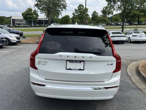 2024 Volvo XC90 B6 Plus Bright Theme 7-Seater