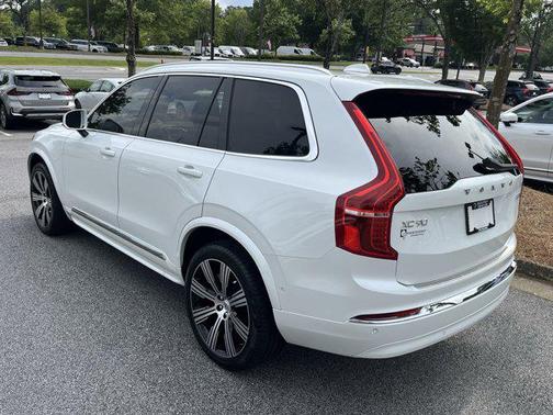 2024 Volvo XC90 B6 Plus Bright Theme 7-Seater