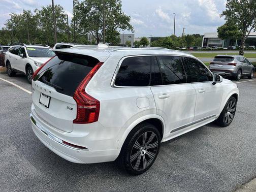 2024 Volvo XC90 B6 Plus Bright Theme 7-Seater