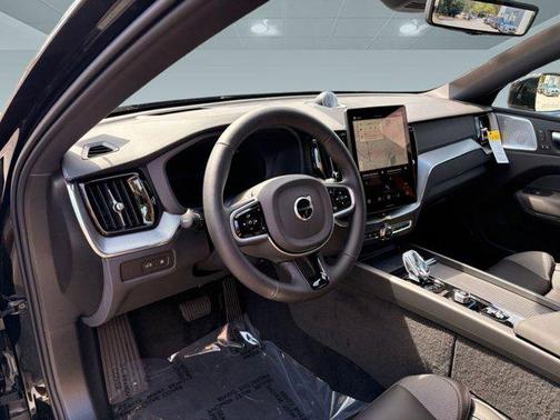 2026 Volvo XC60 Plug-In Hybrid T8 Polestar