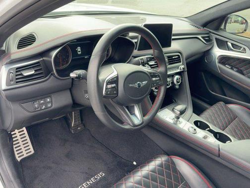 2021 Genesis G70 3.3T AWD