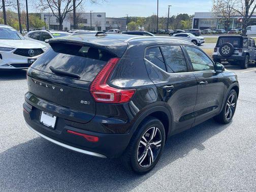 2024 Volvo XC40 B5 Core Bright Theme