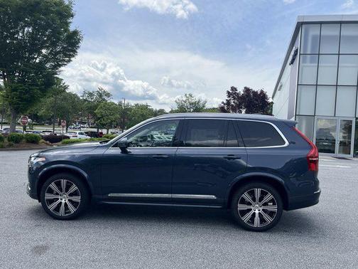2025 Volvo XC90 B6 Plus 7-Seater