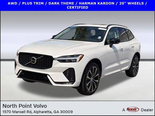 2023 Volvo XC60 B5 Plus Dark Theme