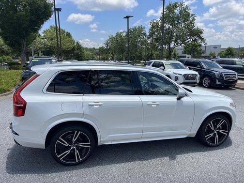 2017 Volvo XC90 T6 R-Design