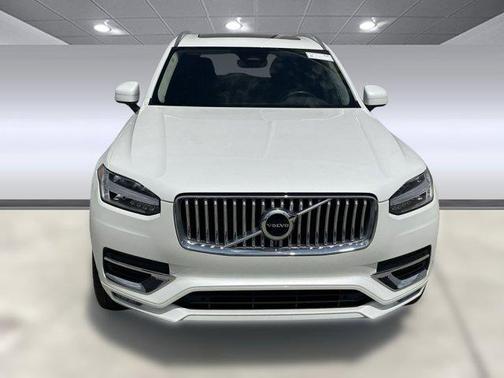 2024 Volvo XC90 B5 Core Bright Theme