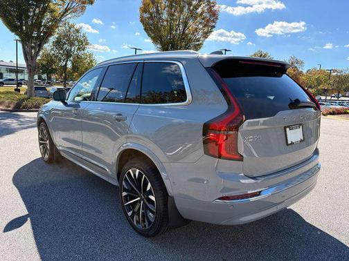 2026 Volvo XC90 B6 Plus 7-Seater