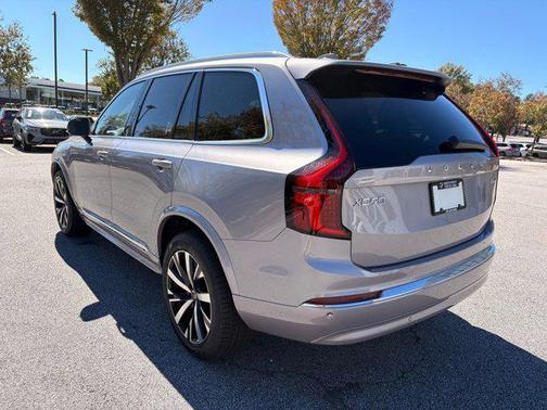 2026 Volvo XC90 B5 Core