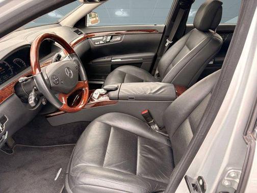 2011 Mercedes-Benz S-Class S 550