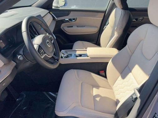 2026 Volvo XC90 Plus, B6 AWD Gas (mild hybrid), Gasoline, Bright, 7 Seats