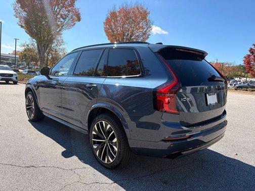 2026 Volvo XC90 B6 Ultra Dark Theme 7-Seater