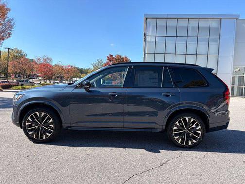 2026 Volvo XC90 B6 Ultra Dark Theme 7-Seater