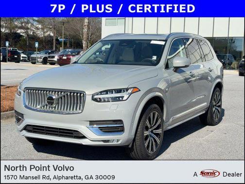 2025 Volvo XC90 B5 Plus