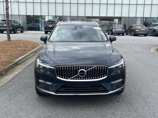 2022 Volvo XC60 B5 Inscription