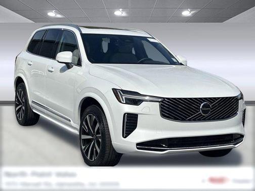 2025 Volvo XC90 B6 Core