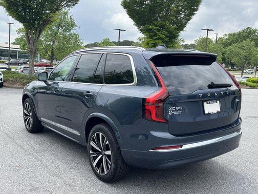2025 Volvo XC90 B6 Core