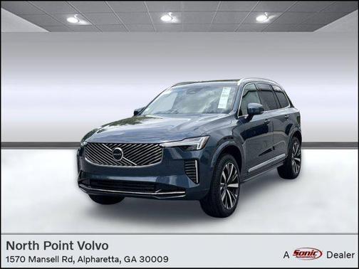 2025 Volvo XC90 B6 Core