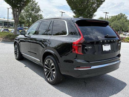 2026 Volvo XC90 B5 Plus 6-Seater