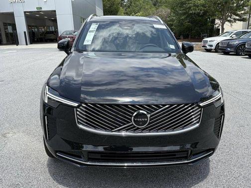 2026 Volvo XC90 B5 Plus 6-Seater