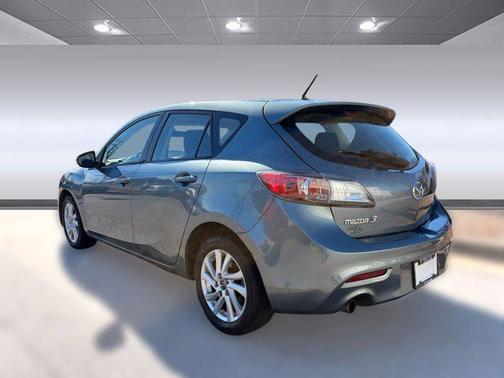 2013 Mazda Mazda3 i Touring