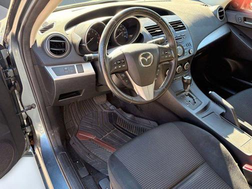 2013 Mazda Mazda3 i Touring