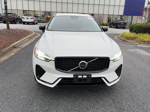 2025 Volvo XC60 Plug-In Hybrid T8 Ultra