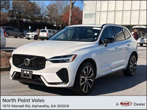 2025 Volvo XC60 B5 Plus
