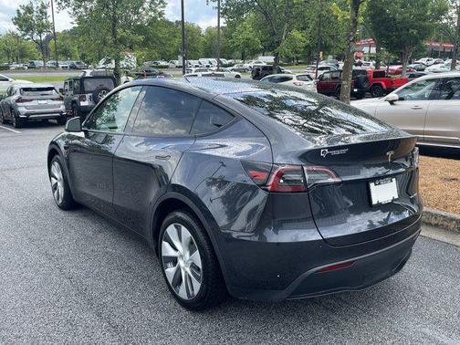 2024 Tesla Model Y Long Range Dual Motor All-Wheel Drive